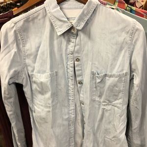 Abercrombie & Fitch long sleeve, 2 pocket cotton denim shirt